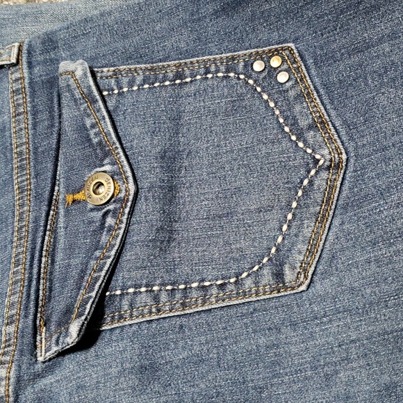 Denizen From Levi's Totally Shaping Boot Cut Denim Jeans Women's Size 10 - Picture 6 of 14